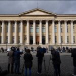 Powell Fed Probe Sparks Global Central Bank Support